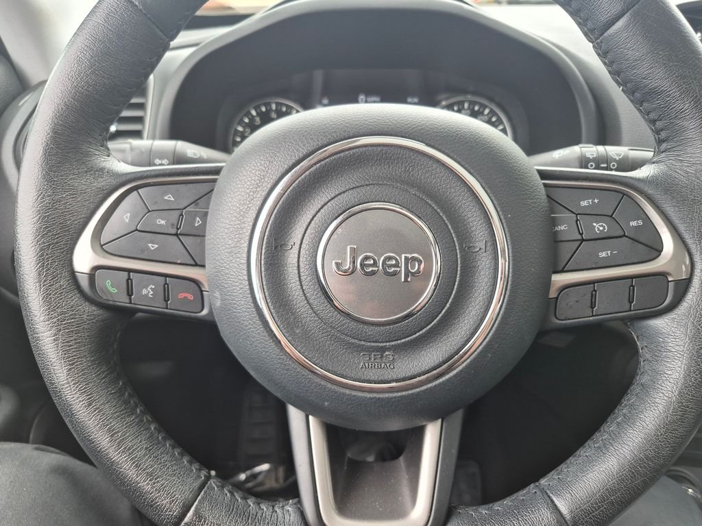 Used 2022 Black Jeep Limited image 27