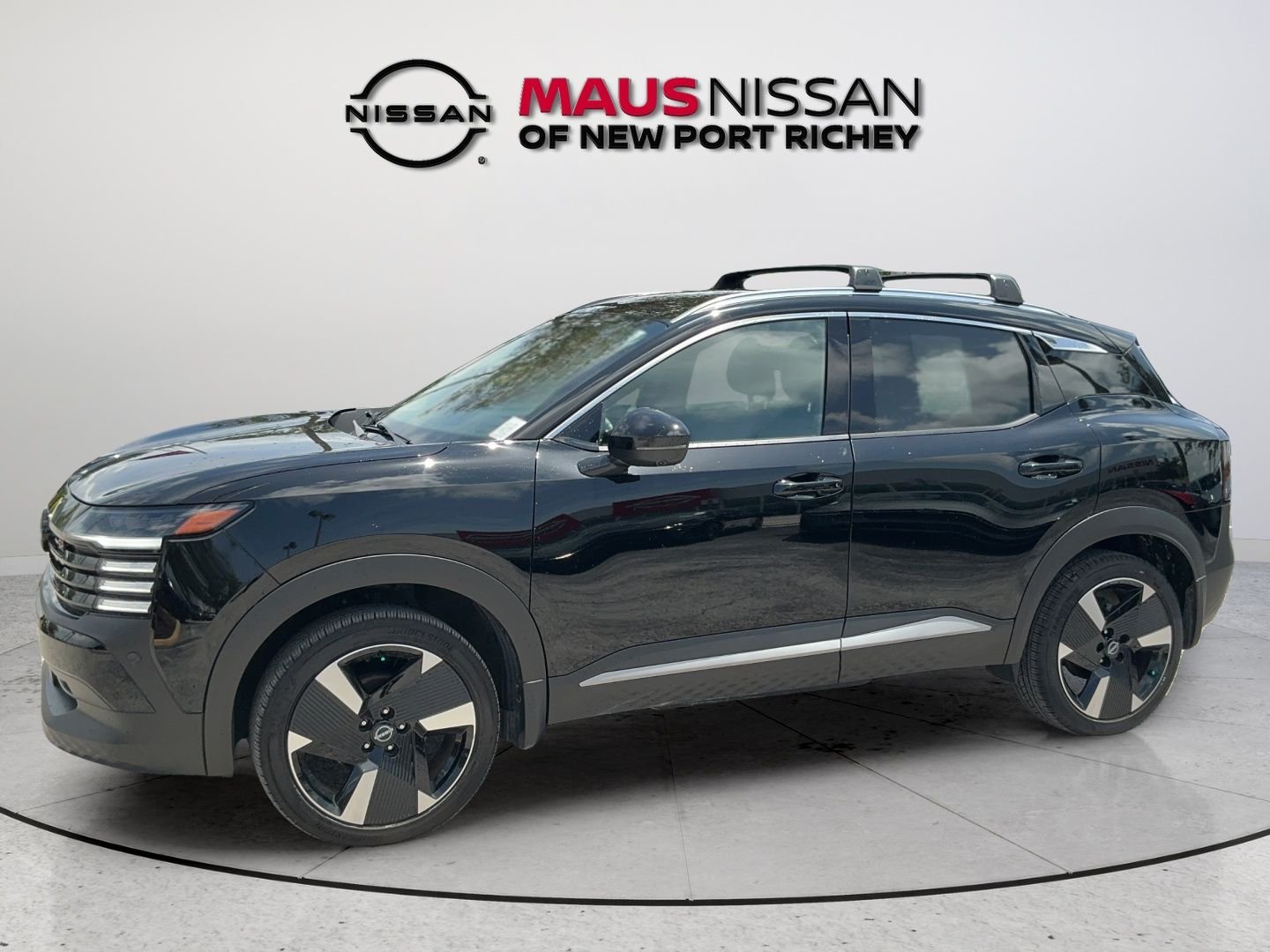 Certified Used 2025 Black Nissan SR image 4