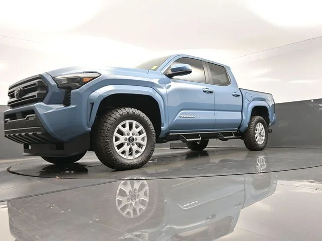 Used 2026 Blue Toyota SR5 image 45