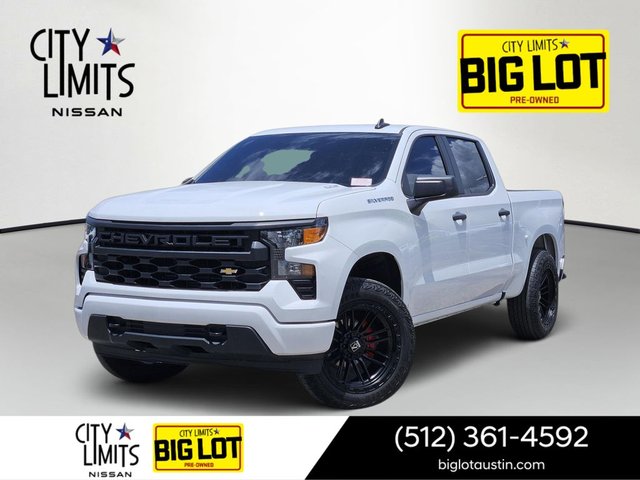 Pre-Owned 2025 Chevrolet Silverado 1500 Custom