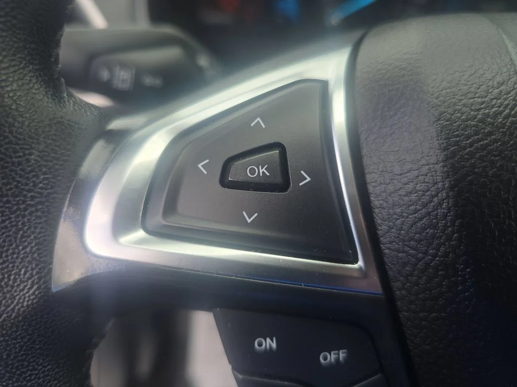 Used 2023 Black Metallic Ford SEL image 31