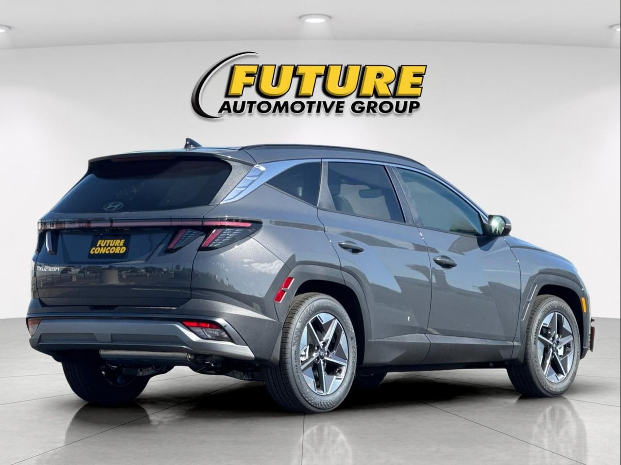 New 2026 Gray Hyundai SEL Premium FWD image 3