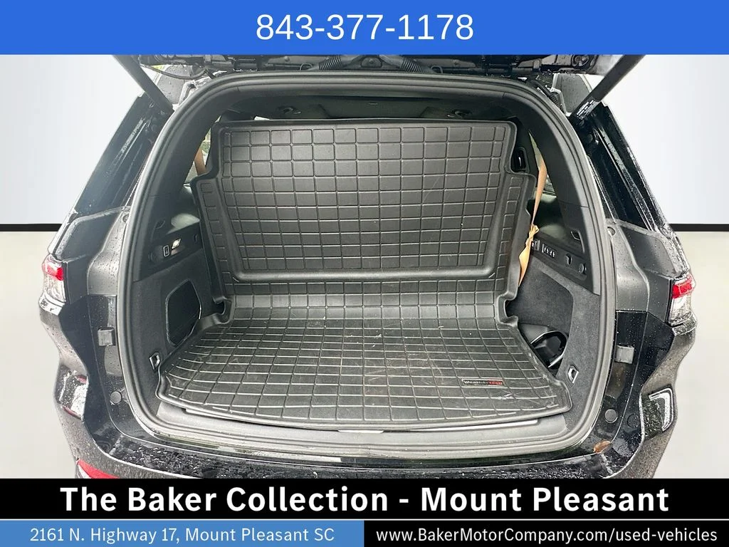 Used 2025 Diamond Black Jeep Summit image 28