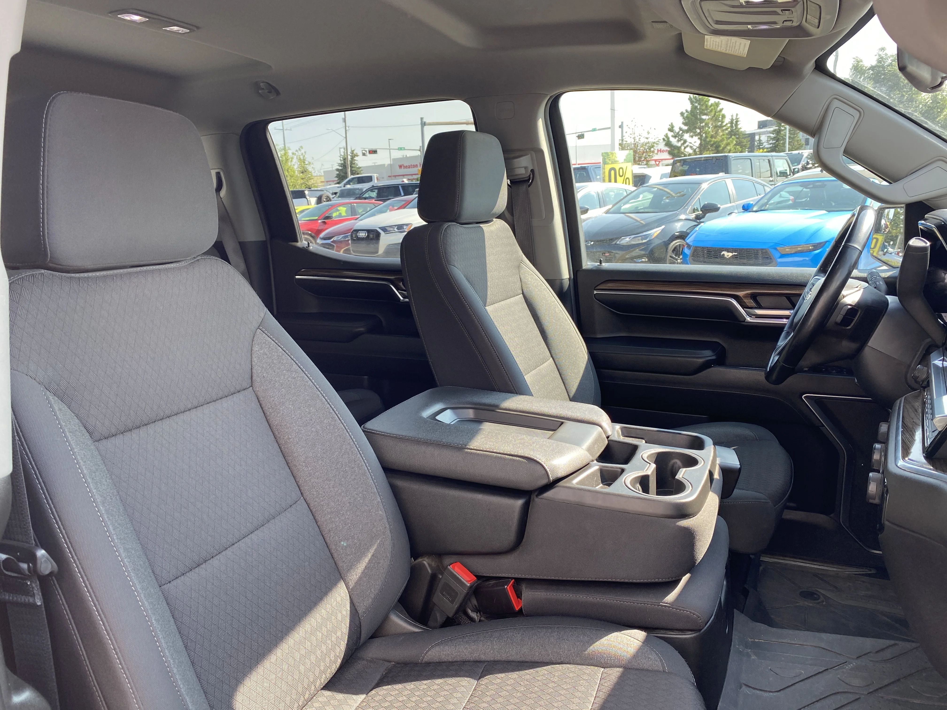 Used 2024 White Chevrolet LT Crew Cab  * HEATED FRONT SEATS * TOW PACKAGE * image 20