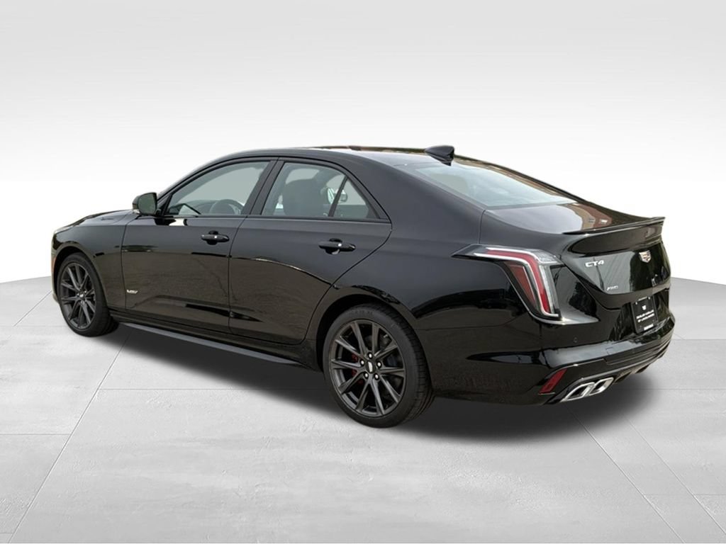 2026 Cadillac CT4 V-Series - Photo 9