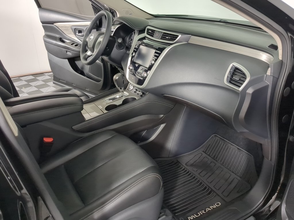 Used 2017 Magnetic Black Metallic Nissan Platinum image 20