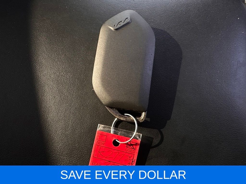 Used 2025 Red Kia S image 21