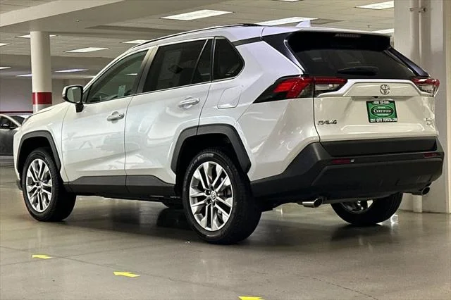 Certified Used 2023 WIND CHILL PEARL* Toyota  image 6