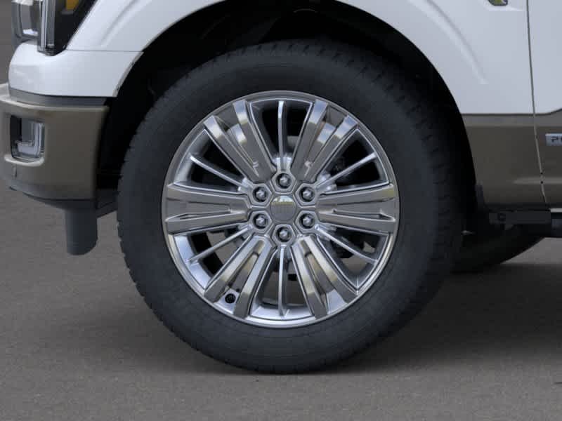 New 2026 Star White Metallic Tri-Coat Ford King Ranch® image 19