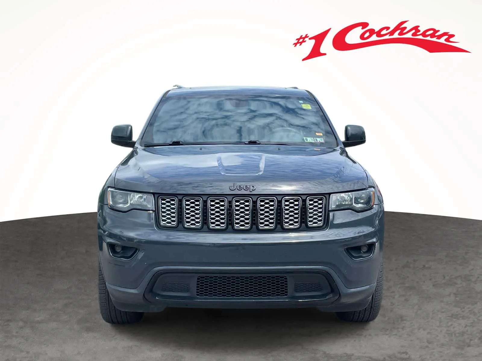 Used 2018 Rhino Clearcoat Jeep Altitude image 12
