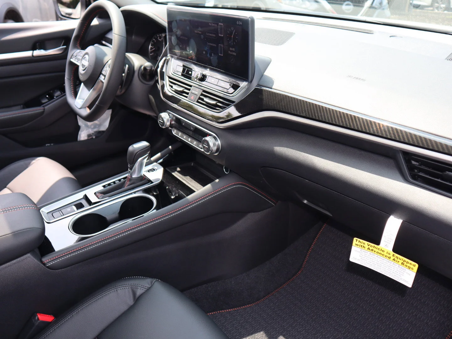 New 2025 Brilliant Silver Metallic Nissan SR image 24