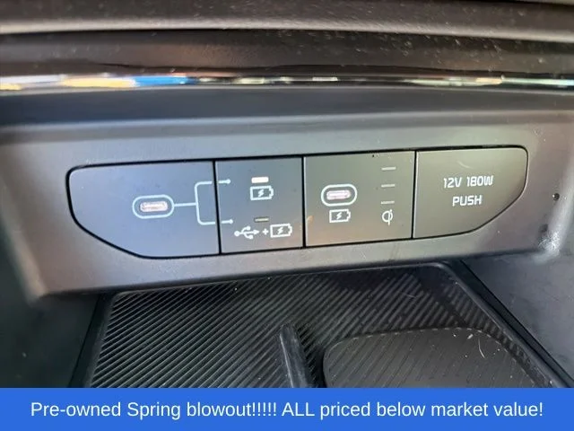 Used 2025 White Kia GT-Line image 42