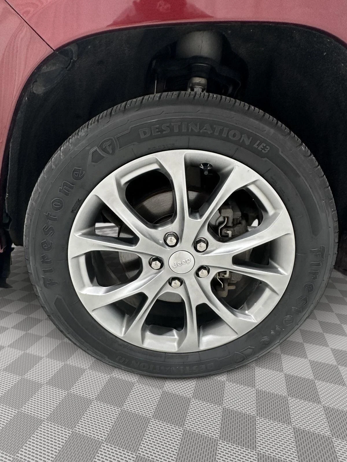 Used 2019 Velvet Red Pearlcoat Jeep Summit image 28