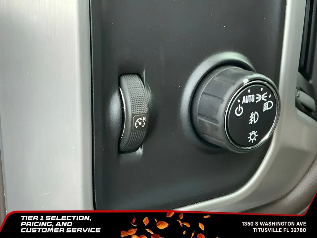 Used 2015 EMERALD GREEN METALLIC GMC SLT image 25