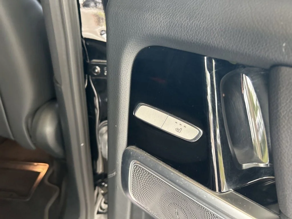 Used 2021 Black Mercedes-Benz G 550 image 40