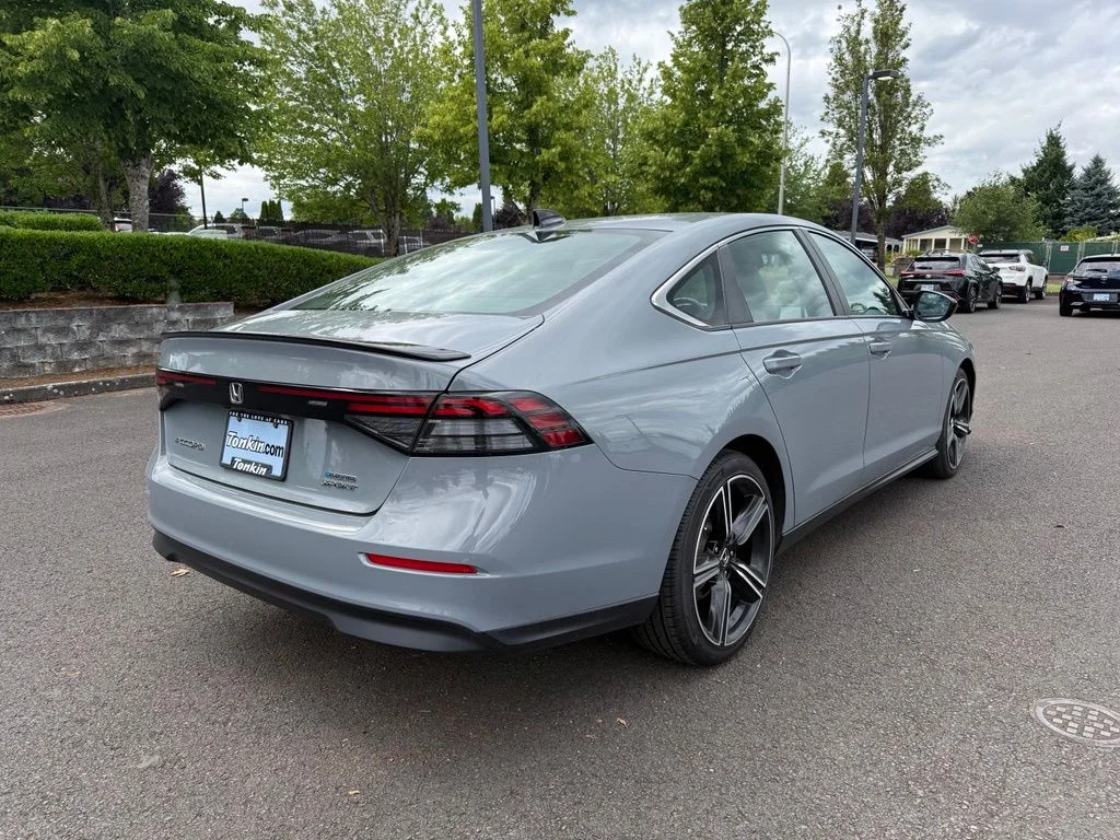 Used 2023 Urban Gray Pearl Honda Sport image 7