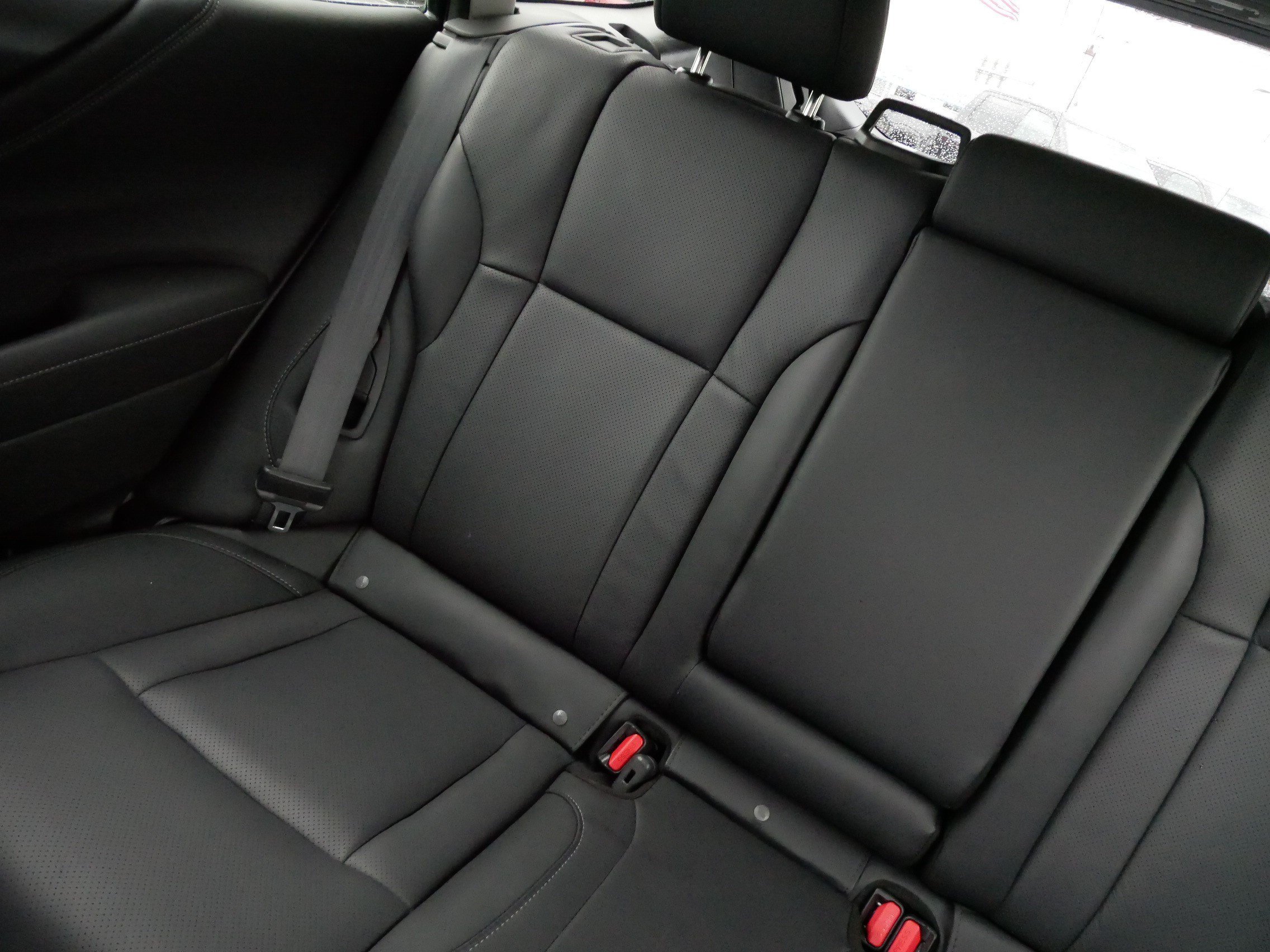 Used 2023 Cosmic Blue Pearl Subaru Limited image 12