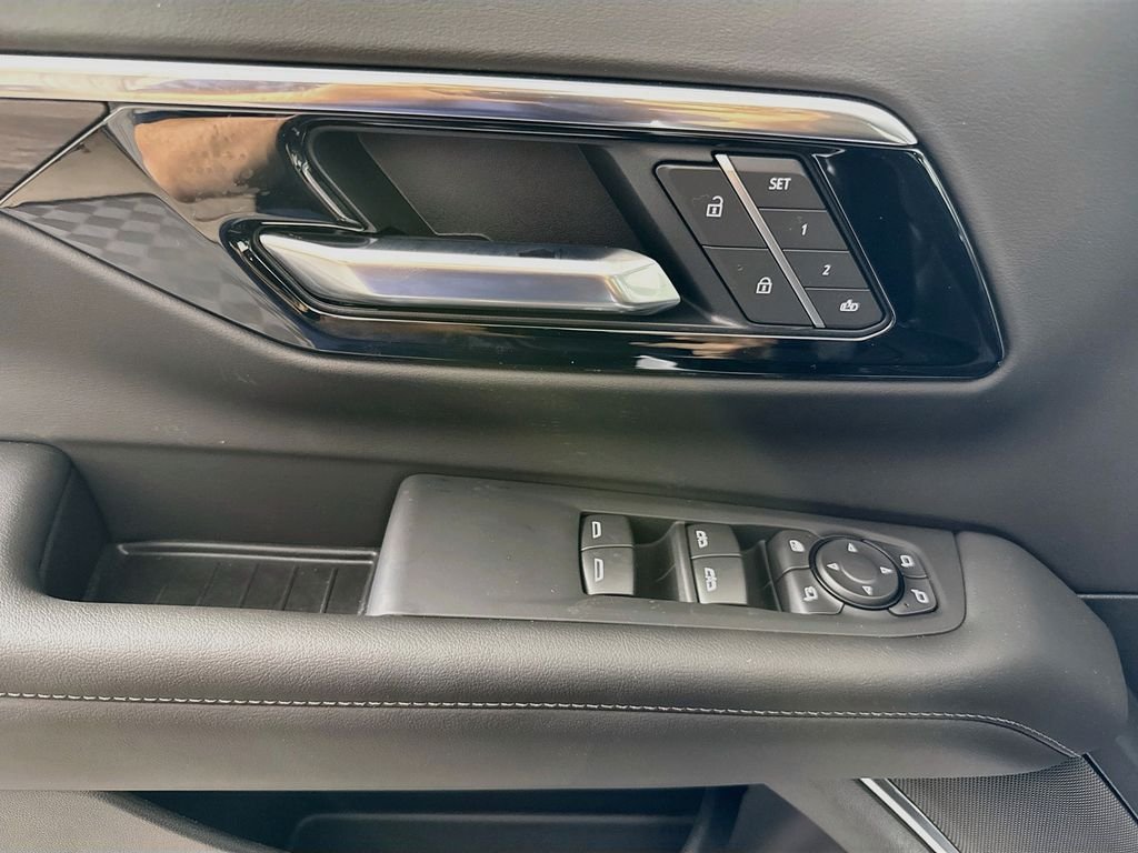 2026 Chevrolet Tahoe Z71 - Photo 18