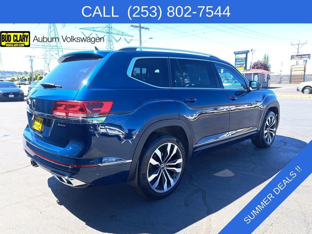 Used 2023  Volkswagen 3.6L V6 SEL Premium R-Line image 3