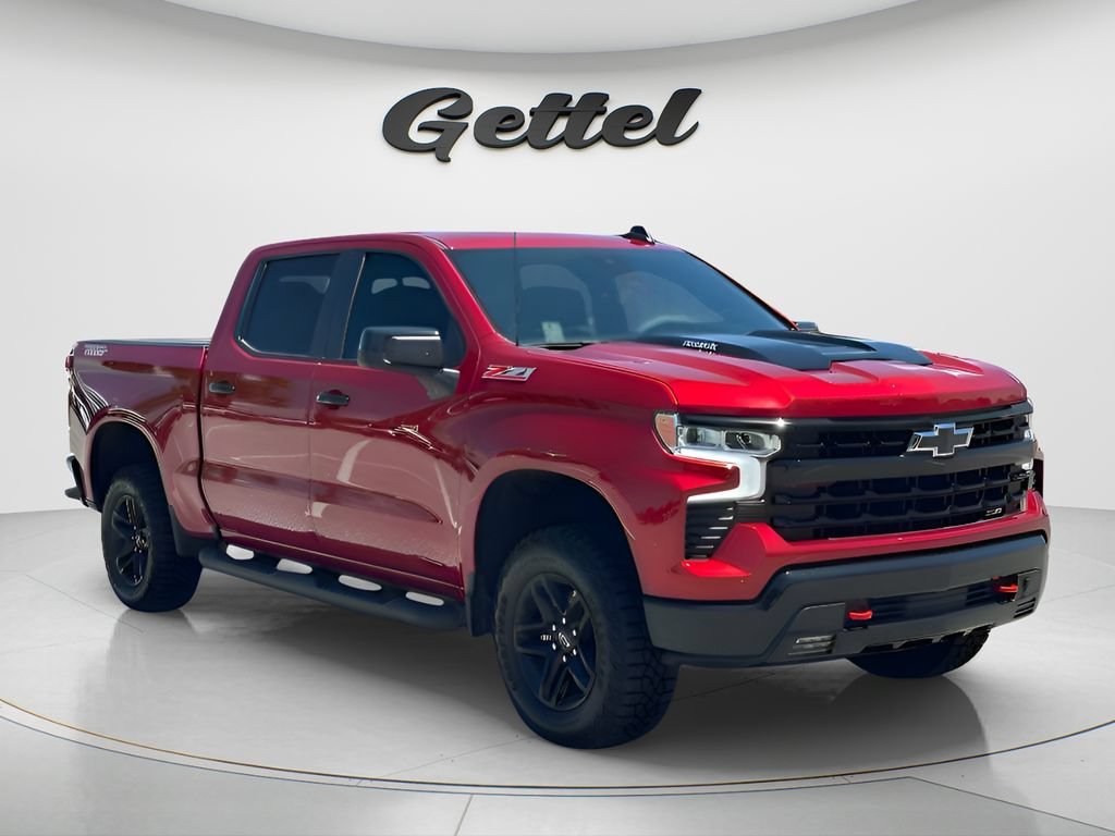 Used 2025 Radiant Red Tintcoat Chevrolet LT Trail Boss image 3