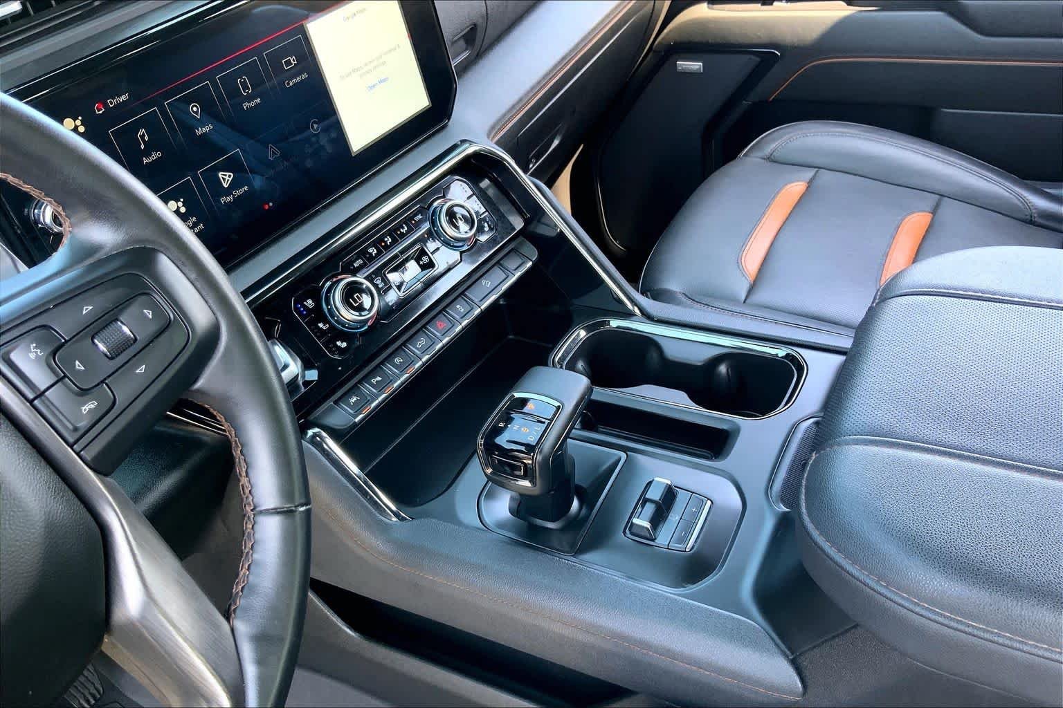 Used 2024 Onyx Black GMC AT4 image 16