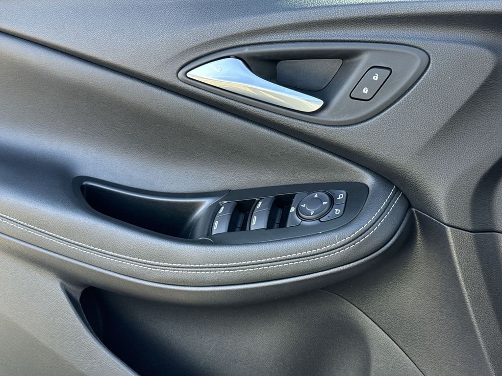 2025 Buick Encore GX Preferred - Photo 11