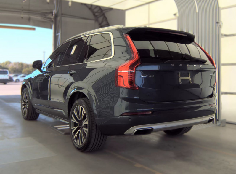 Used 2021 Volvo XC90 Momentum with VIN YV4A22PK7M1771182 for sale in Kansas City