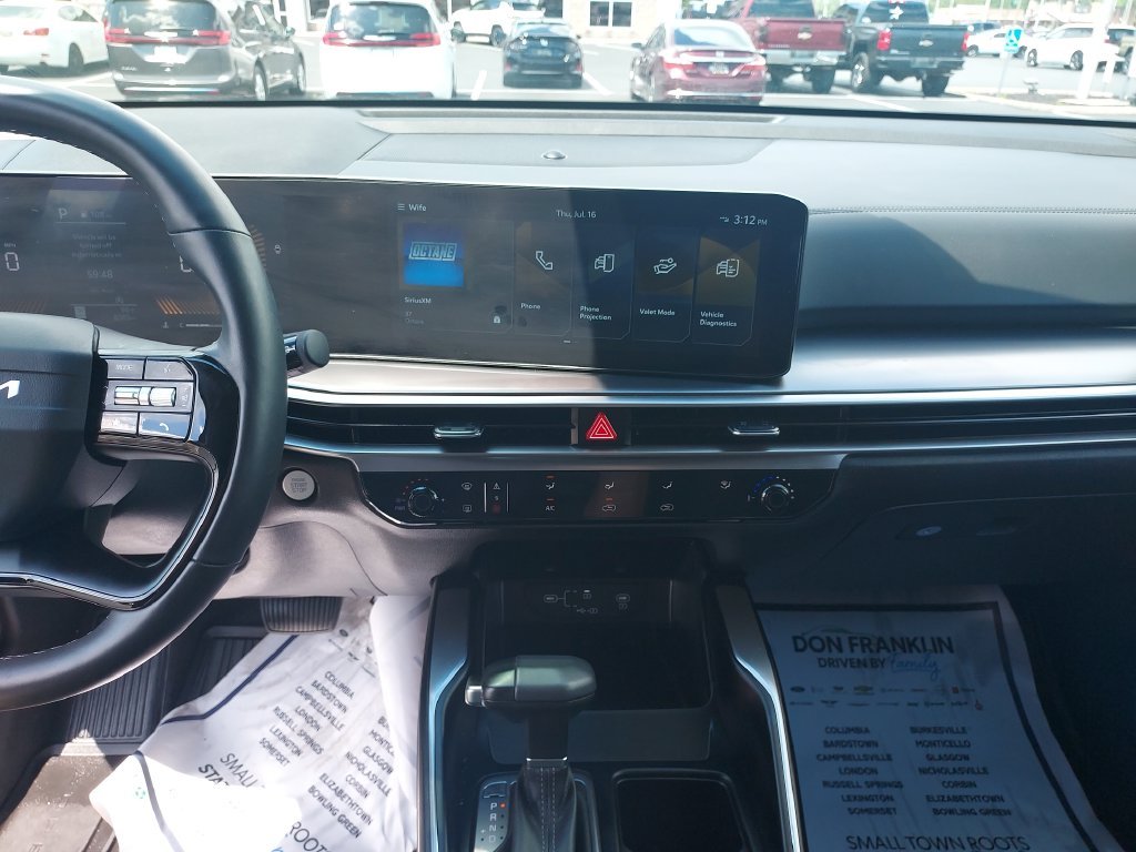 Used 2026 Black Kia LX image 20