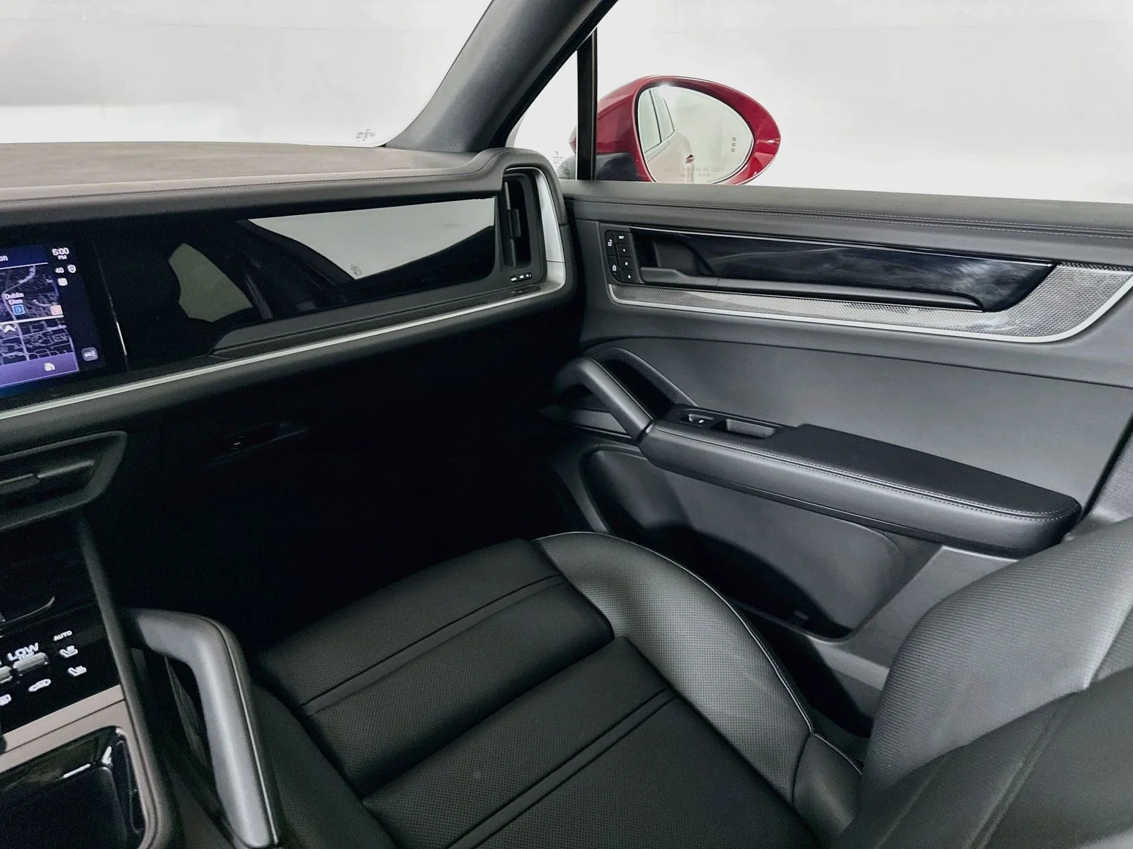 Used 2026  Porsche  image 23