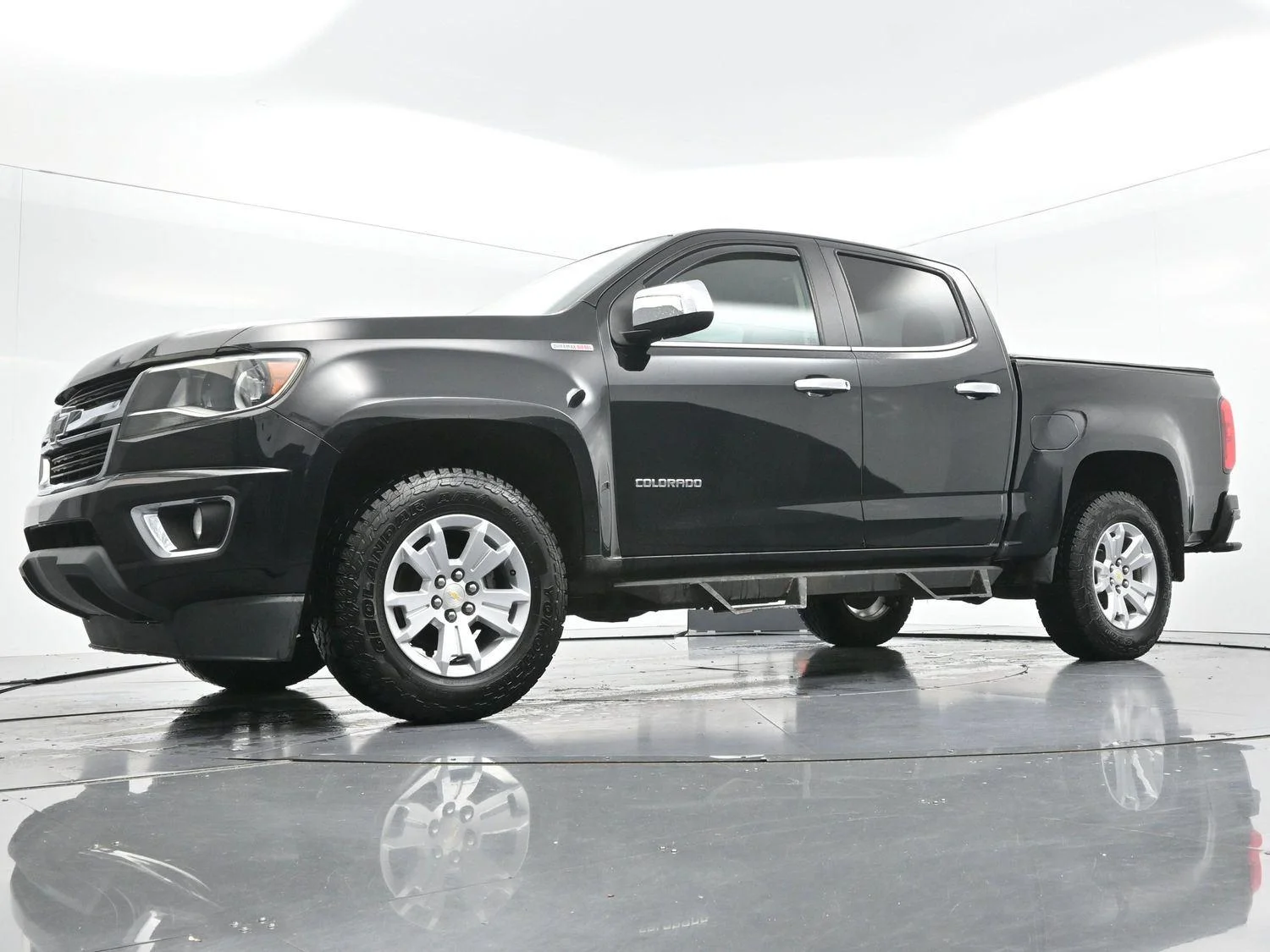 Used 2016 Black Chevrolet 2WD LT image 43