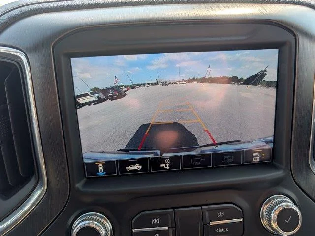 Used 2022 SUMMIT WHITE GMC AT4 image 20