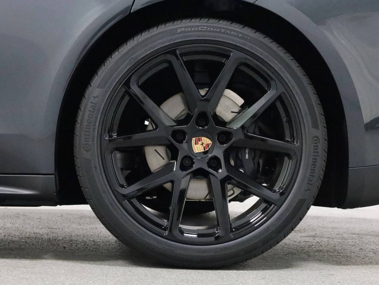 New 2026 Volcano Grey Metallic Porsche 4 image 39