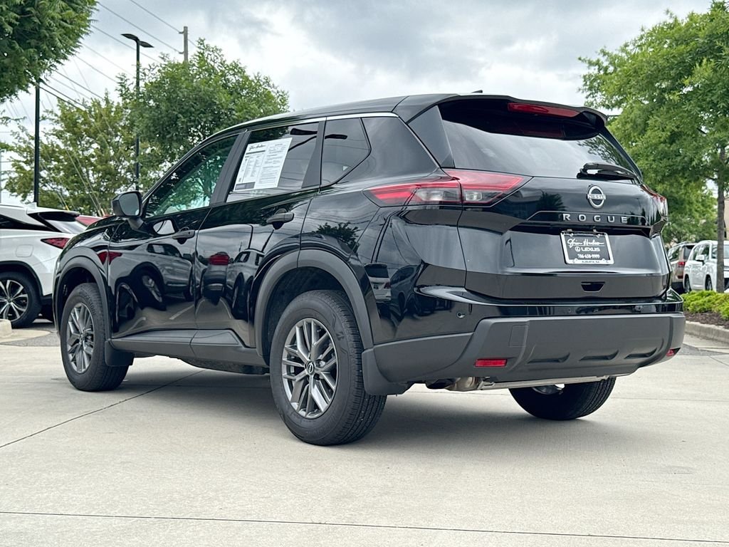 Used 2025 Black Nissan S image 6