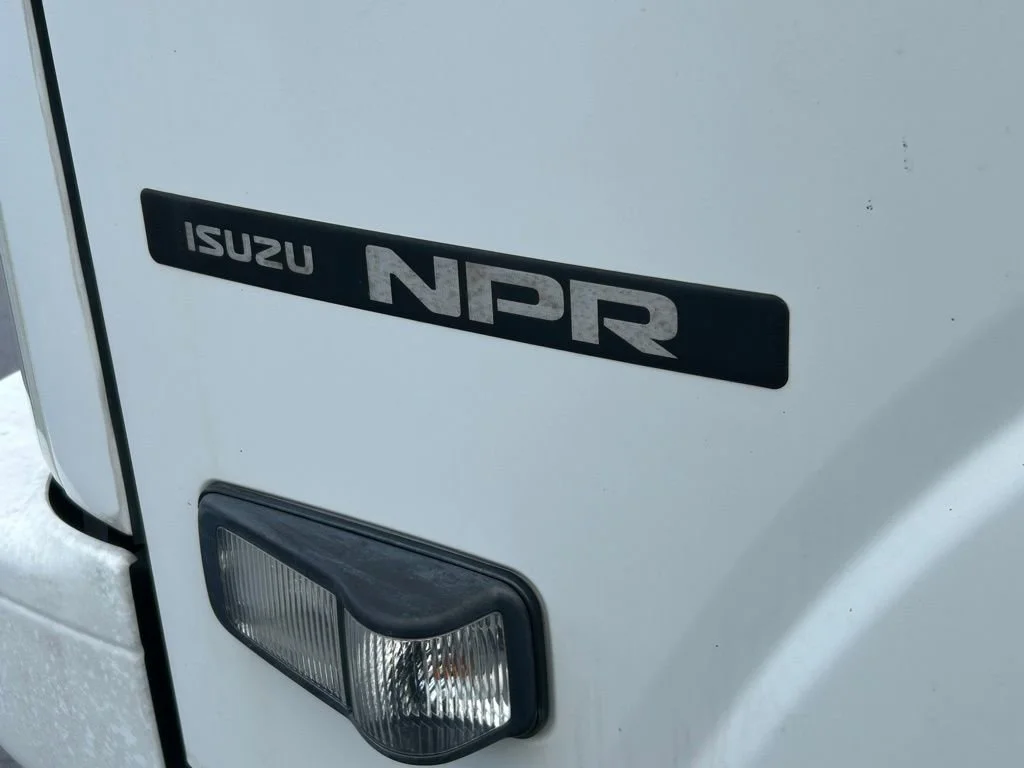 Used 2019 White OPEL NA image 19
