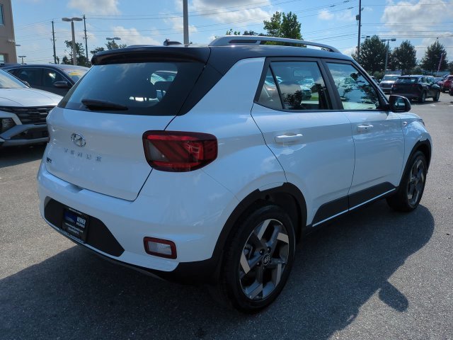 New 2026 White Hyundai SEL w/Two-Tone Roof image 21