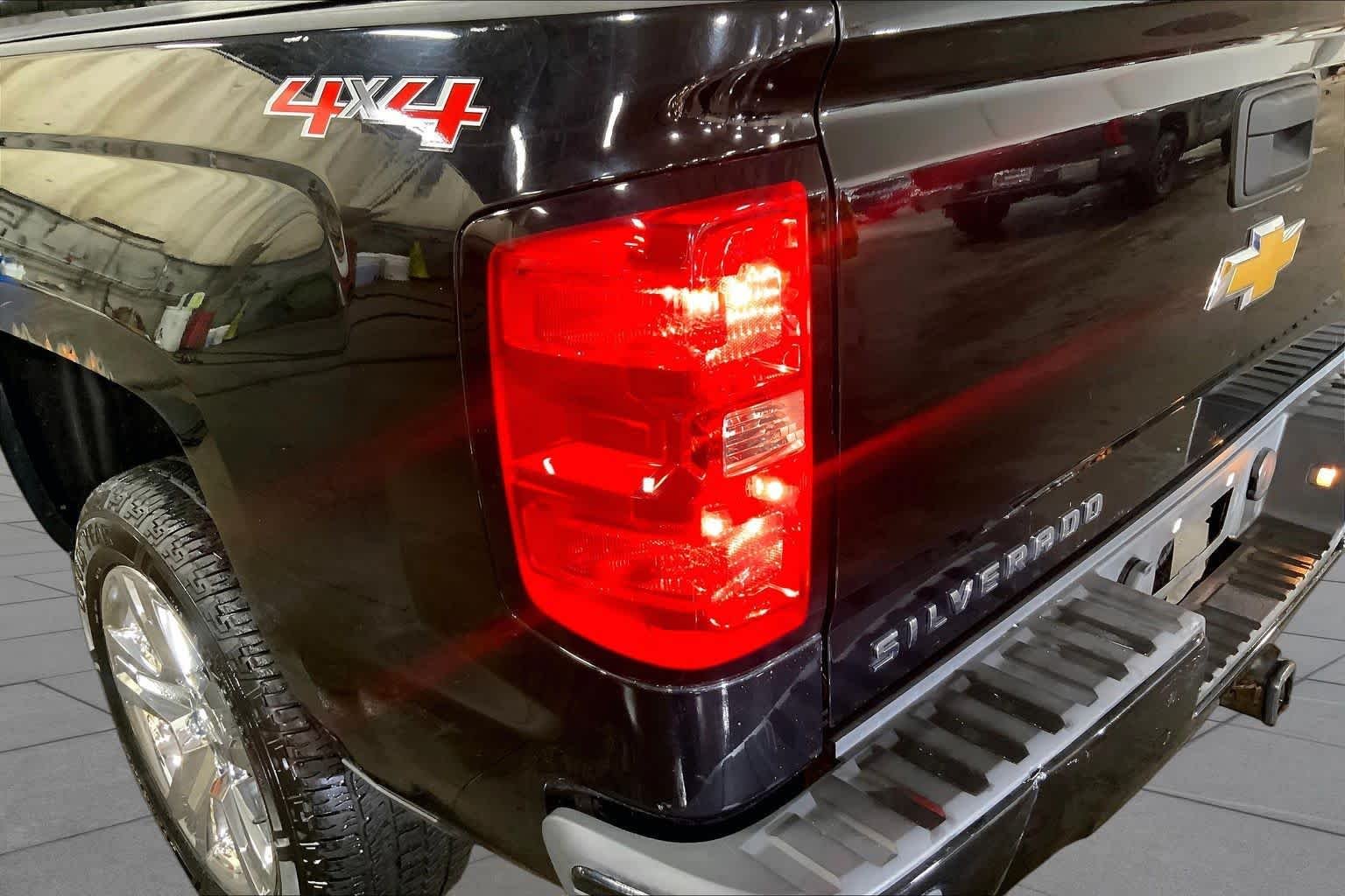 Used 2017 Black Chevrolet Custom image 29