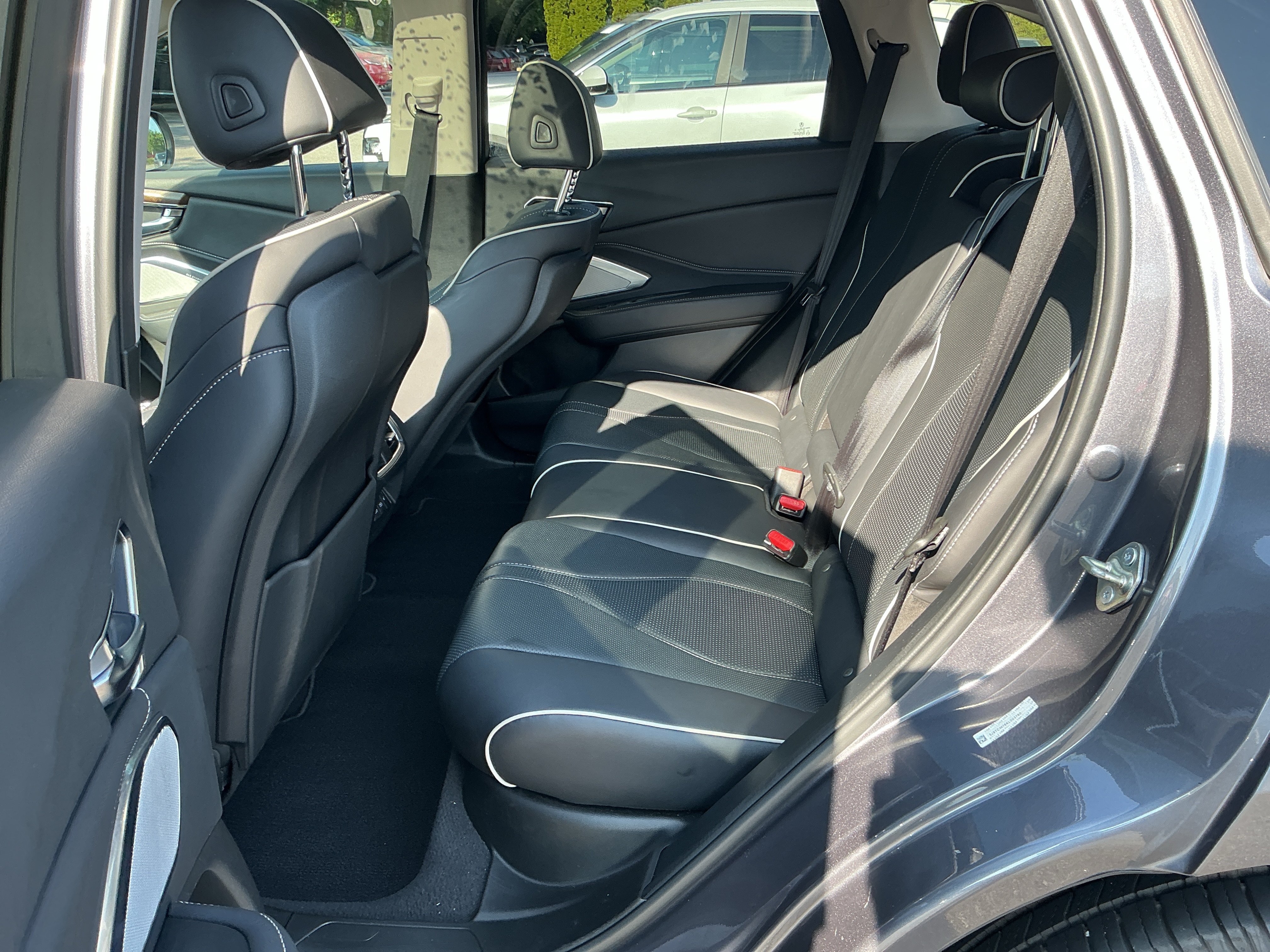 Used 2019 Gray Acura w/Advance Pkg image 22
