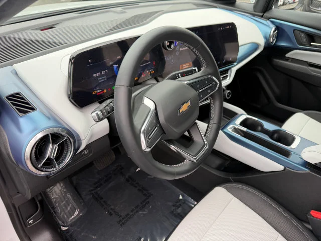 Used 2024 White Chevrolet LT image 10