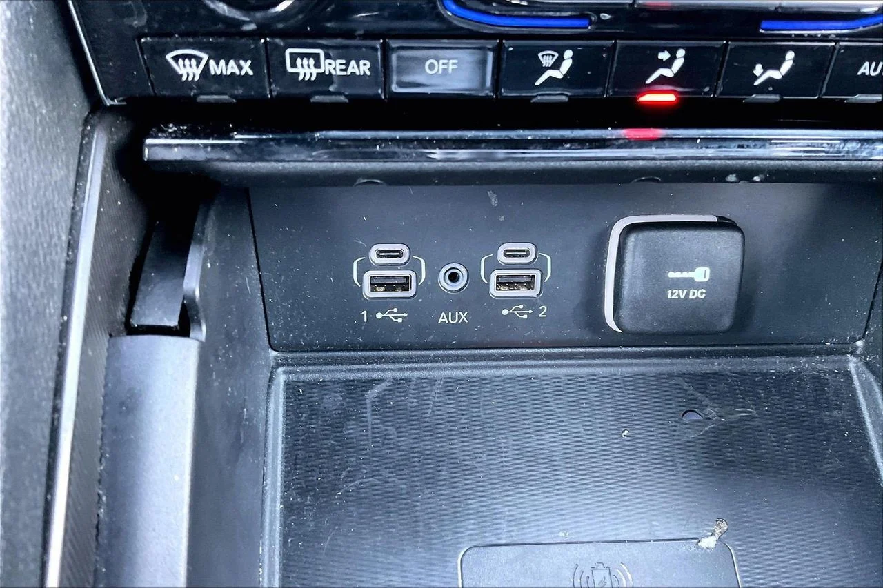 Certified Used 2023 Silver Jeep Altitude X image 18