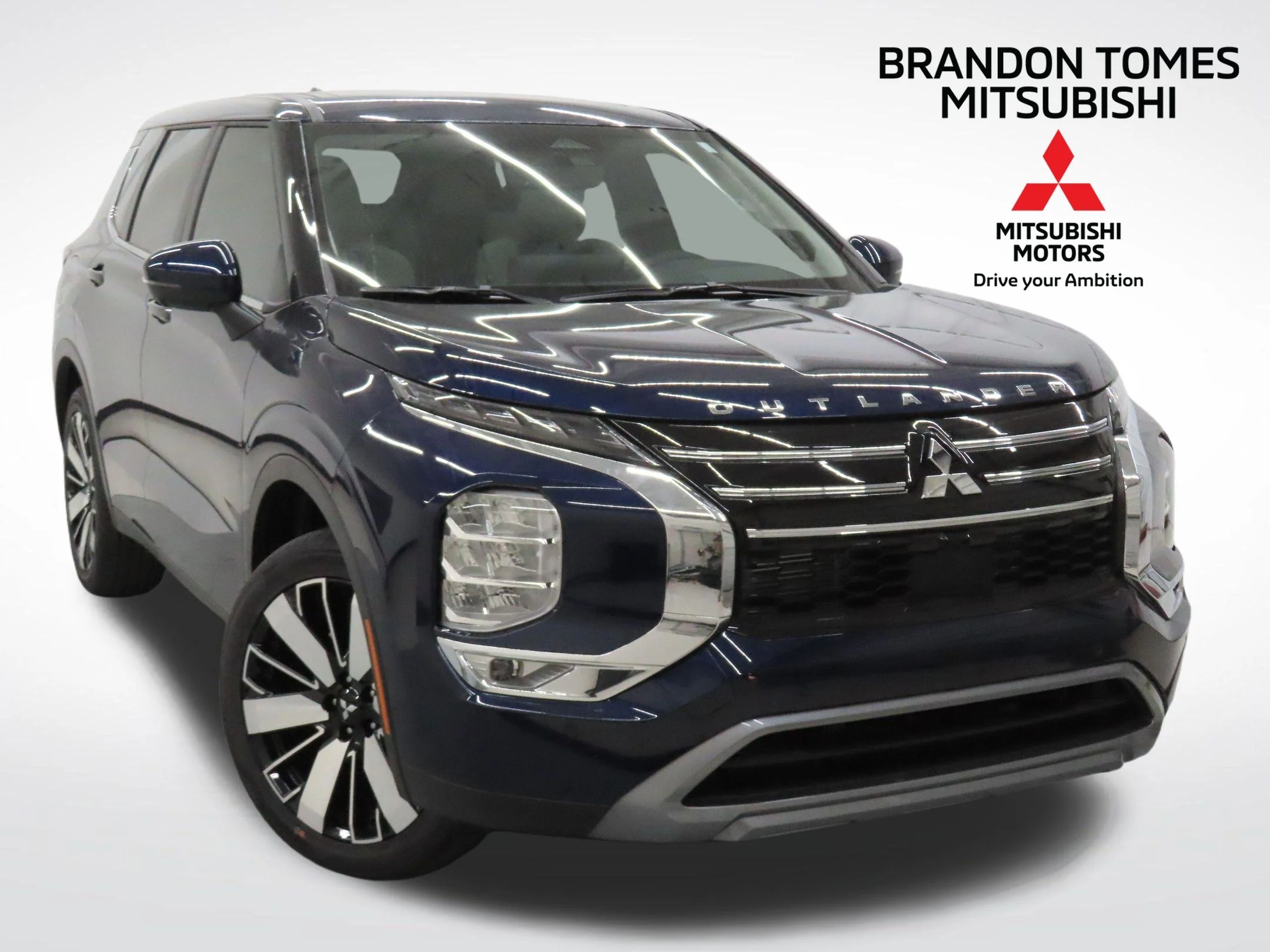 2026 Mitsubishi Outlander SE FWD's photo