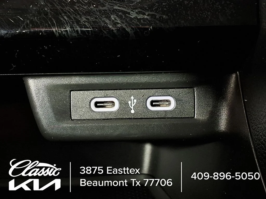 Used 2024  Volkswagen 1.5T SE image 23