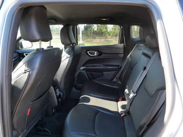 Used 2025 Silver Jeep Trailhawk image 10
