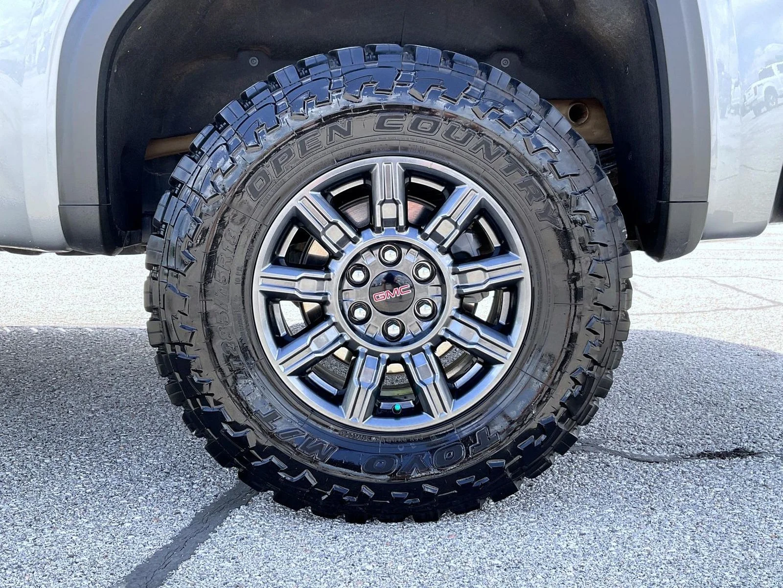Used 2026 Silver GMC AT4X image 22