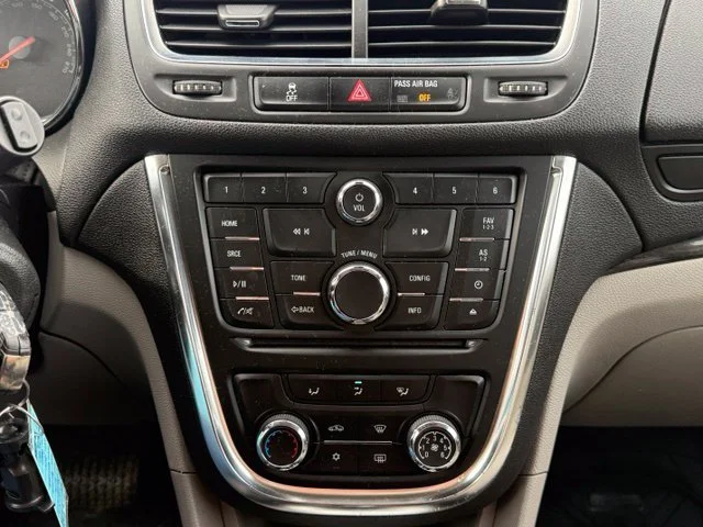 Used 2016 Red Buick Base image 18