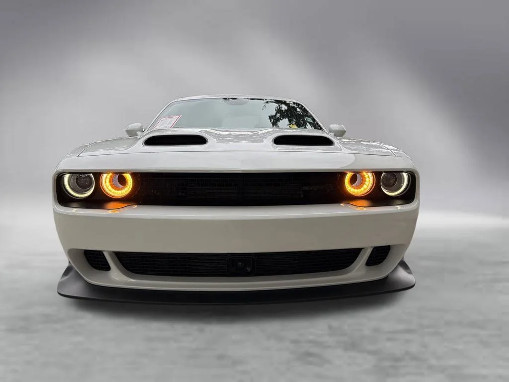 Used 2023 White Dodge SRT Hellcat Widebody image 17