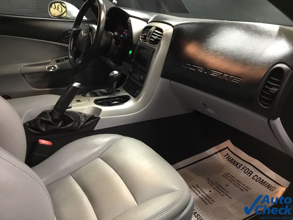 2005 Chevrolet Corvette Base - Photo 35