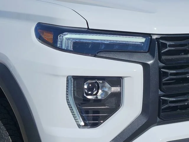 2026 GMC Canyon Elevation - Photo 8
