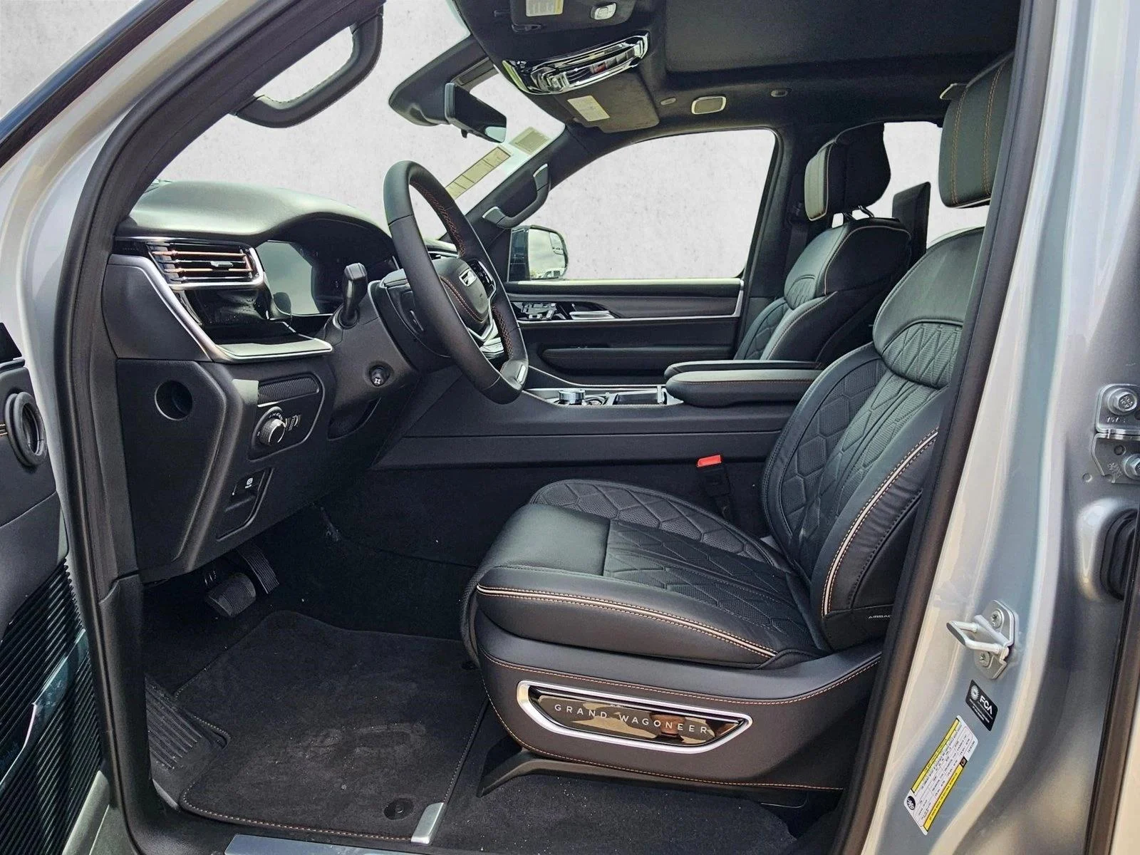 New 2026 Silver Zynith Jeep Summit Reserve image 4