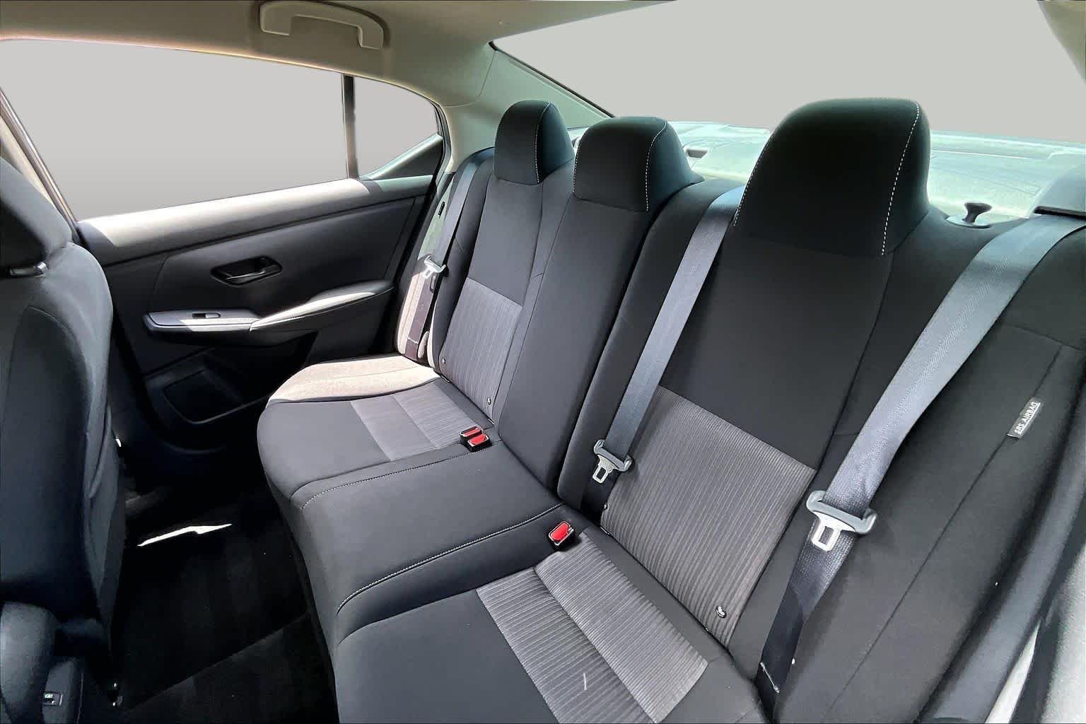 Used 2025 Gun Metallic Nissan SV image 18