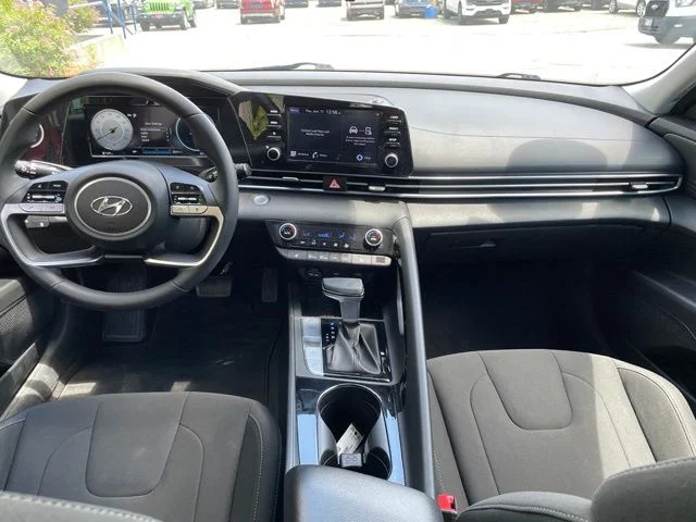 Used 2021 Scarlet Red Hyundai SEL image 10